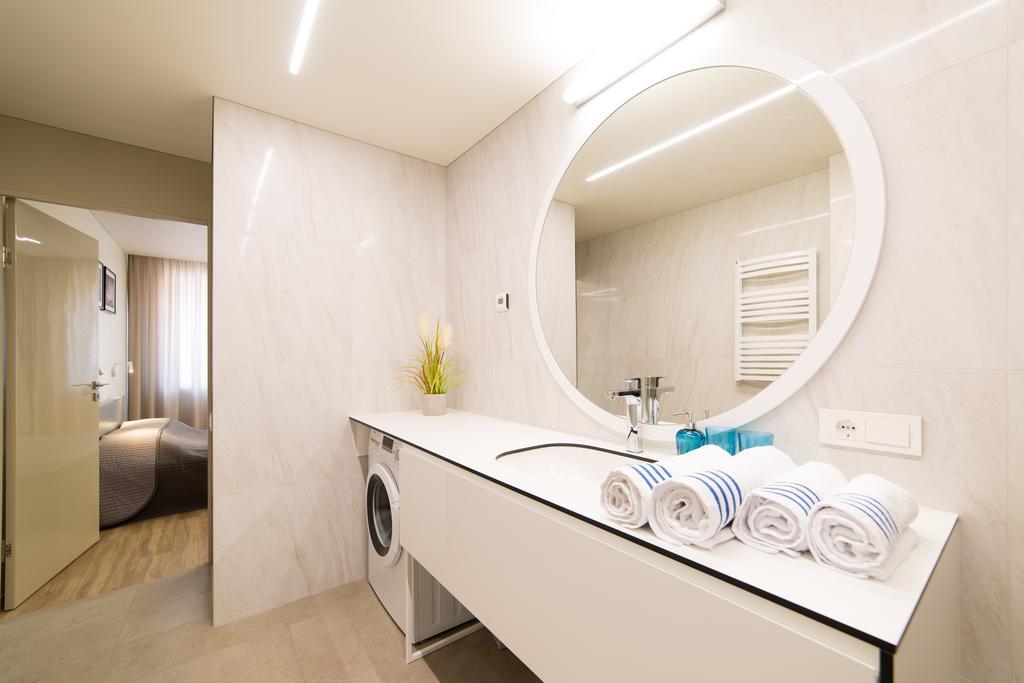 Benetis Apartments Klaipeda Ngoại thất bức ảnh